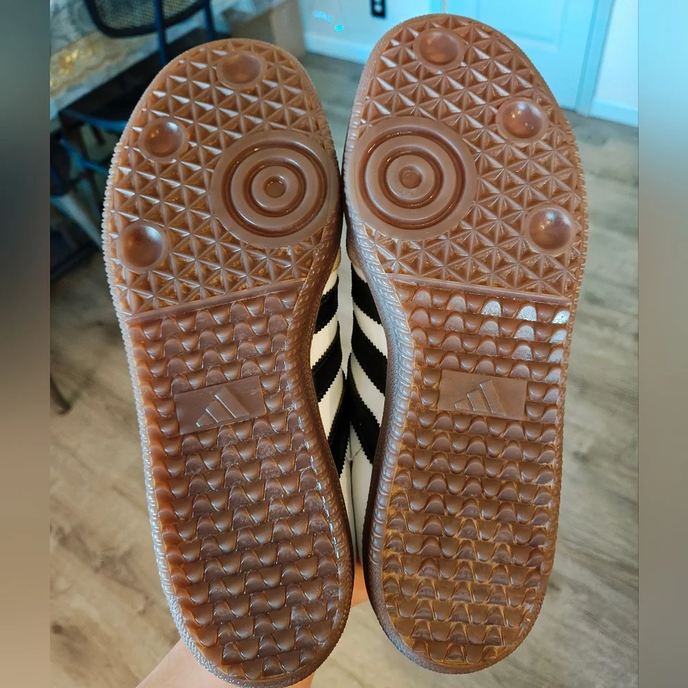 Adidas Samba White and Black Men's Shoes 8.5 - Picture 2 of 6